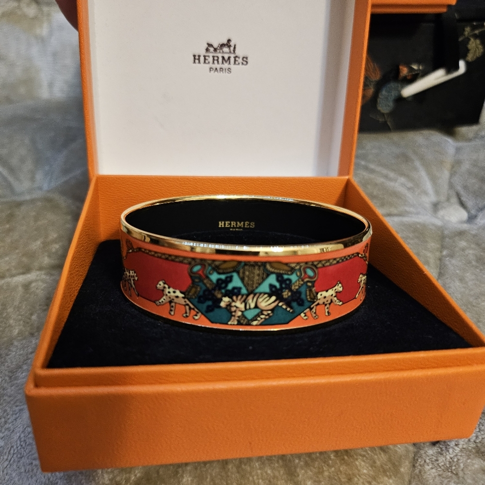 Authentic vintage Hermes Safari Bangle - Picture 3 of 6